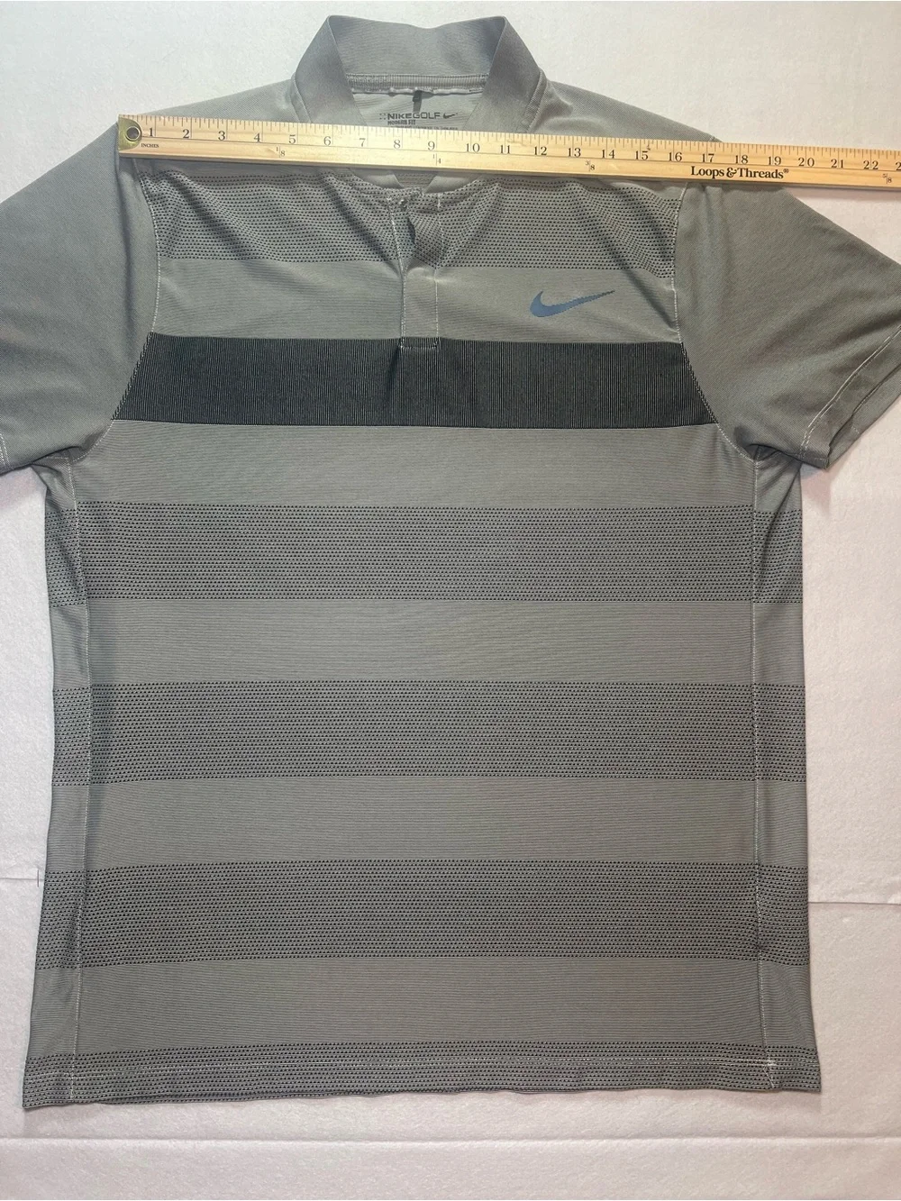 Nike Men’s Golf Momentum Fly Swing  Knit Alpha Stripe Polo Shirt, Gray, Large